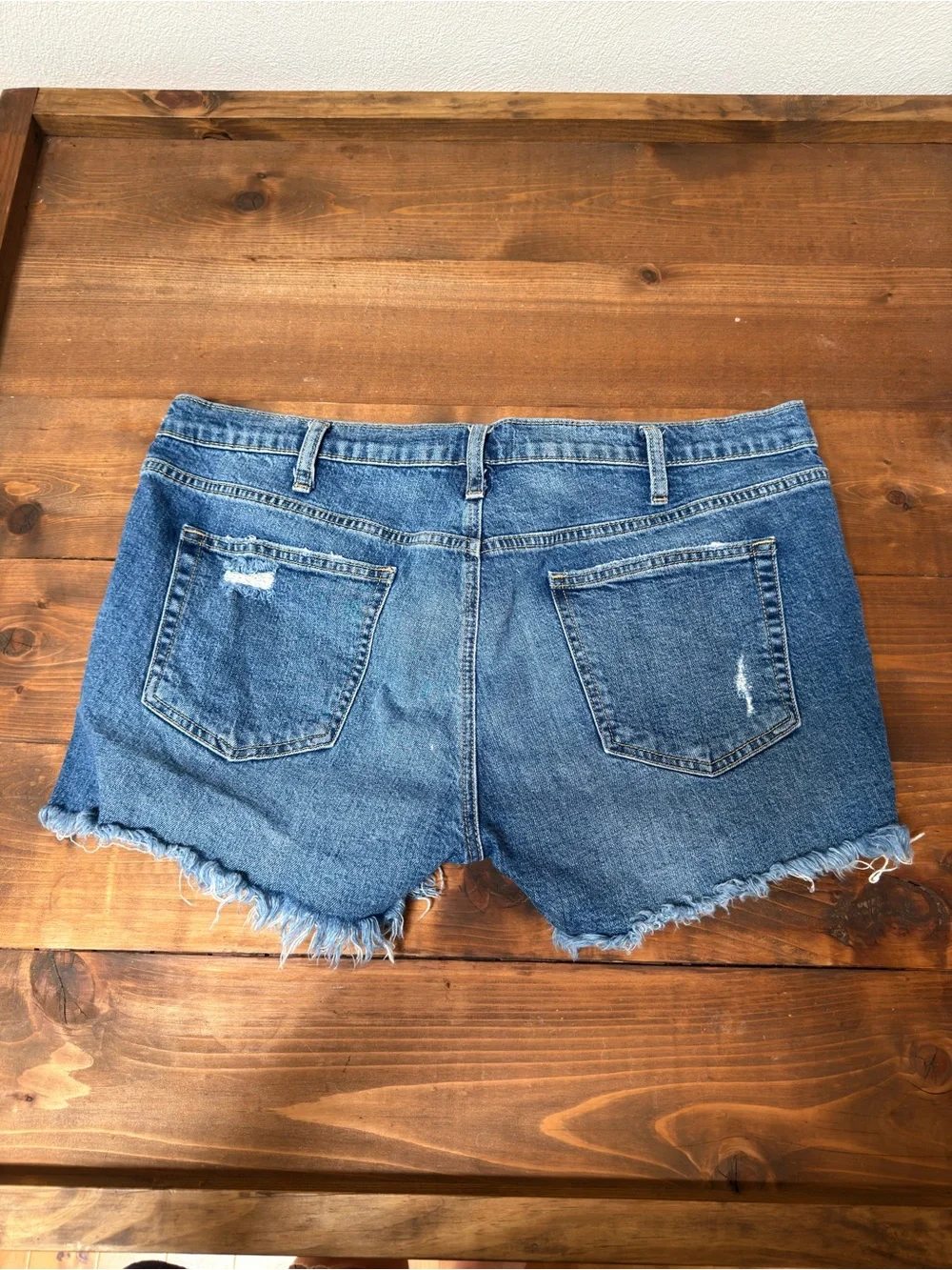 Silver Jeans Co. Distressed Medium Wash Cutoff Denim Shorts